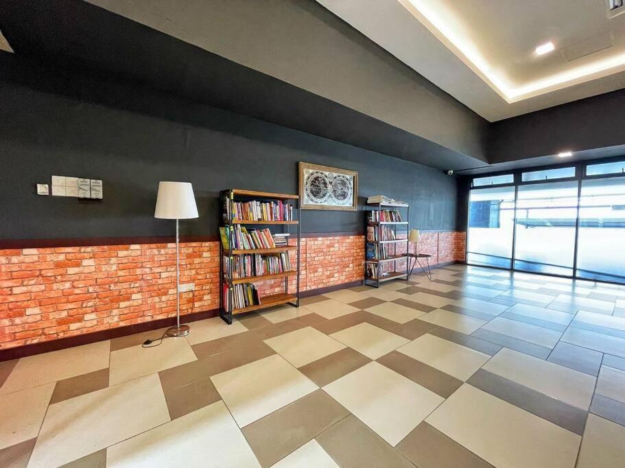 Teo Resident 2 Vivacity Jazz Suite 4 Kuching Kültér fotó